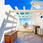 公寓 Windmill Rooftop Panoramic Oceanview By Becherish